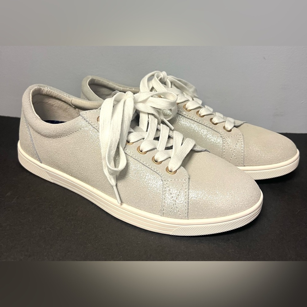 Revitalign, Womens New with tags - Shoes, Size:8B, Light Grey Shimmer‎